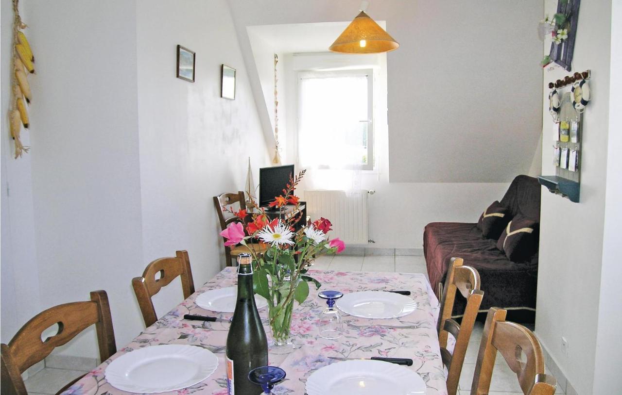 Amazing Apartment In Roz-Landrieux With Kitchen 외부 사진