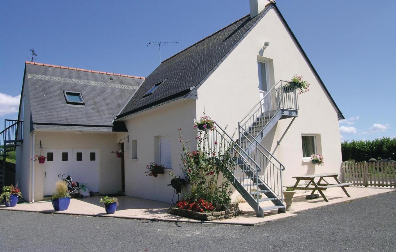 Amazing Apartment In Roz-Landrieux With Kitchen 외부 사진