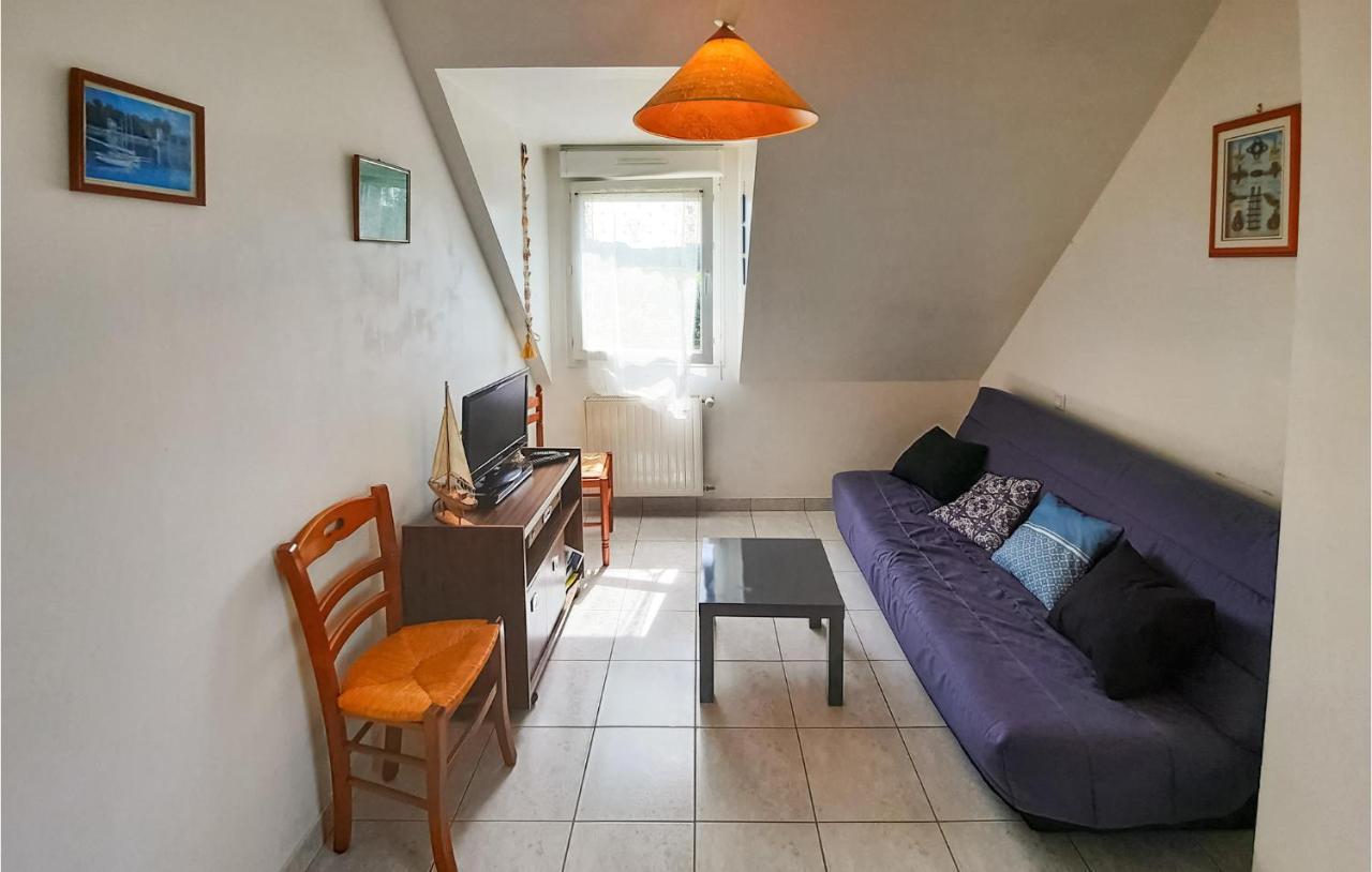 Amazing Apartment In Roz-Landrieux With Kitchen 외부 사진